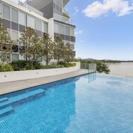 Appartamento Accommodate Canberra - Lakefront Kingston Esterno foto