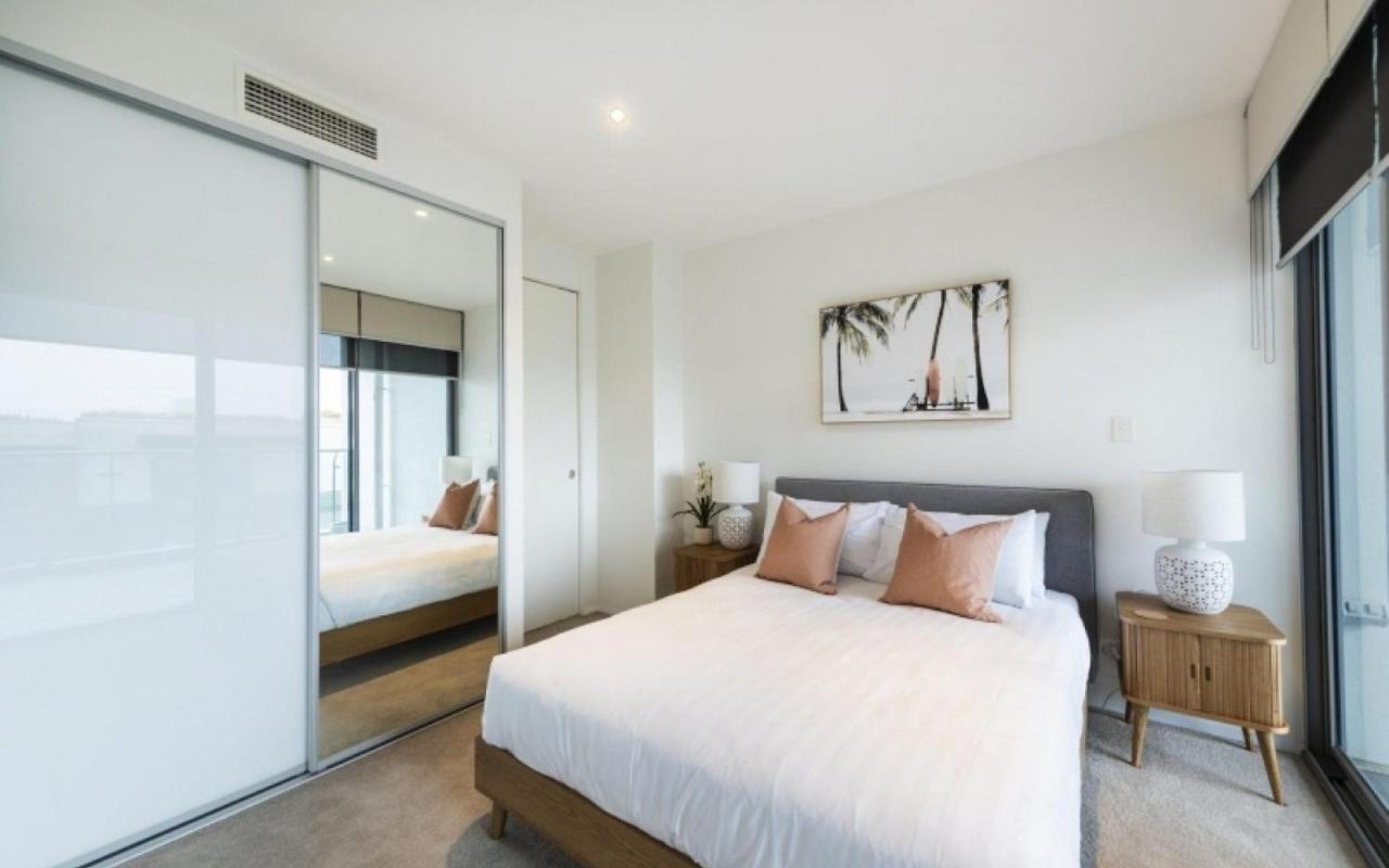 Appartamento Accommodate Canberra - Lakefront Kingston Esterno foto